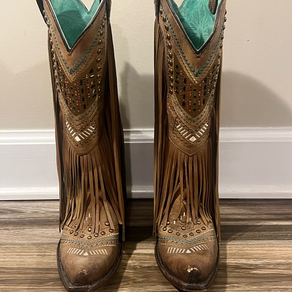 Light Brown/Tan Fringe Cowboy Boots -embroidered and with crystals - Picture 1 of 4